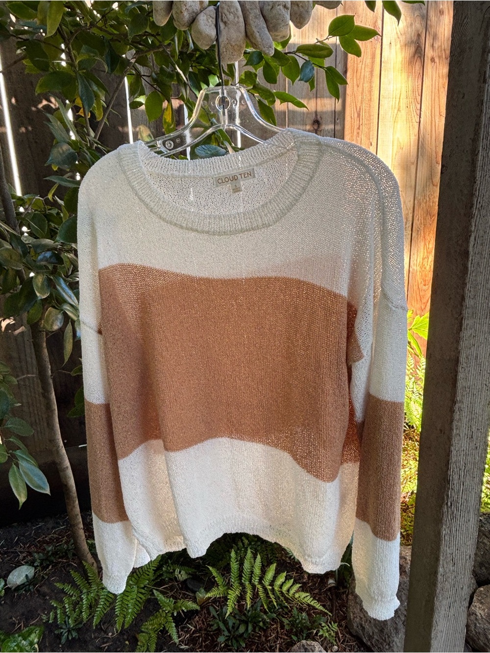Cloud Ten Cream and Brown Colorblock Sweater Lightweight Knit